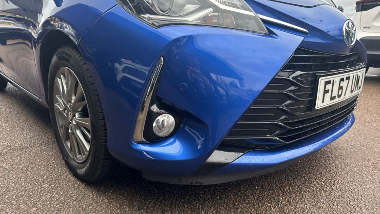 Toyota Yaris 1.5 Hybrid Icon Tech 5dr CVT Hybrid Hatchback